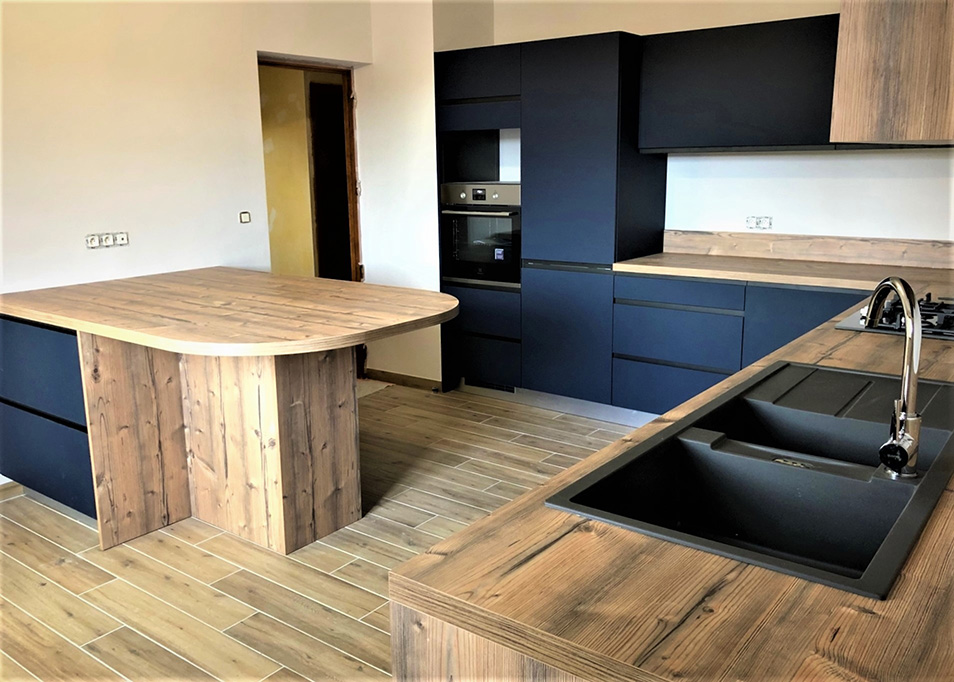 Cuisine bleue et bois