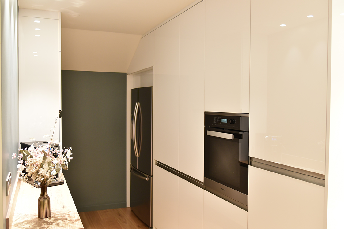 Cuisine blanche laquée