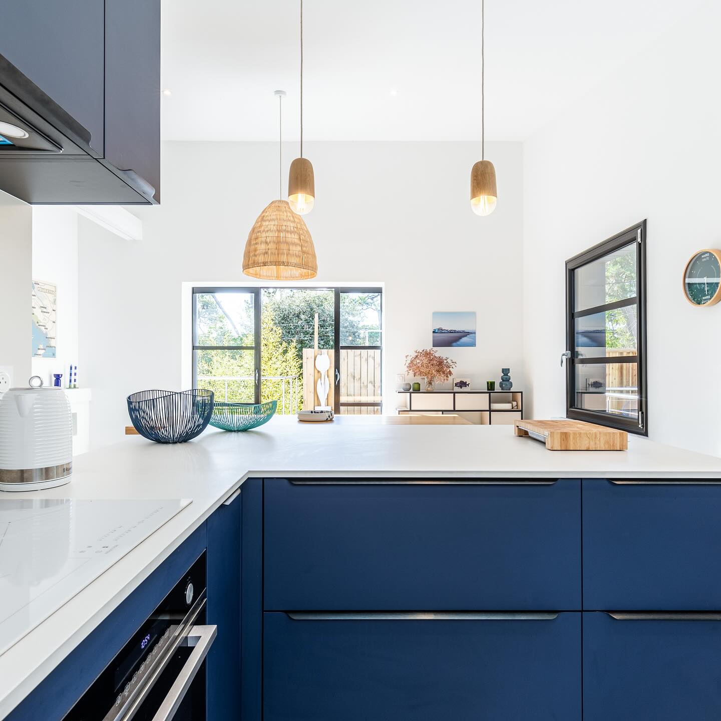 Cuisine bleue et blanche