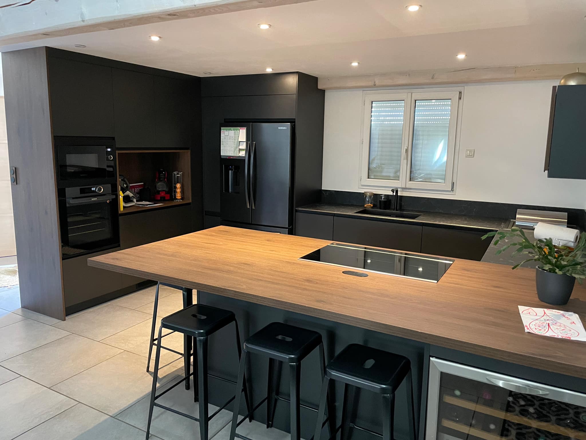 Cuisine noire haut de gamme