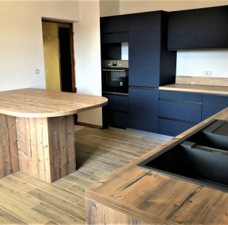 Cuisine bleue et bois