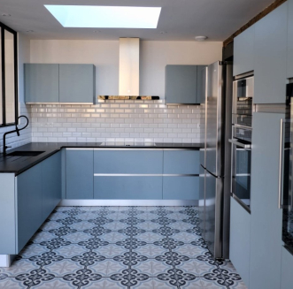 Cuisine moderne bleu