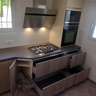 Cuisine noire et bois