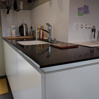 Cuisine noire et blanche