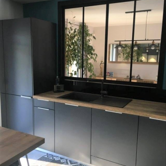 Cuisine noire et bois