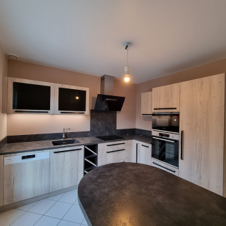 Cuisine noire et bois