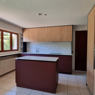 Cuisine rouge et bois