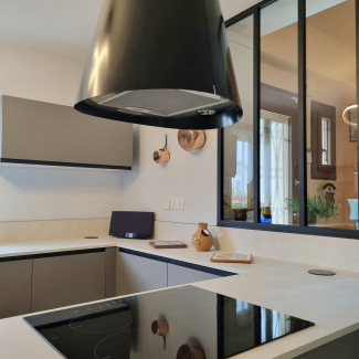 Cuisine grise et blanche