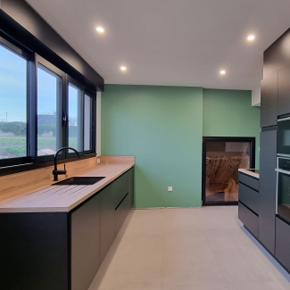 Cuisine noire sans poignées