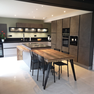 Cuisine grise et bois