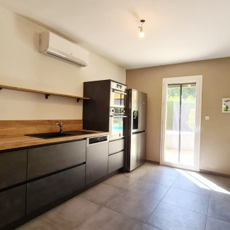 Cuisine béton et bois