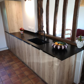 Cuisine noire et bois