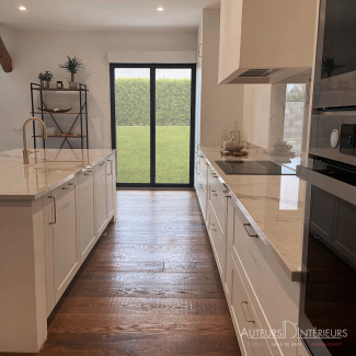 Cuisine blanche brillante