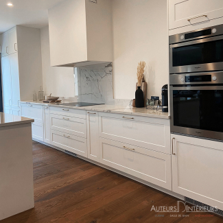 Cuisine blanche brillante