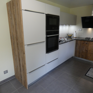 Cuisine blanche et bois