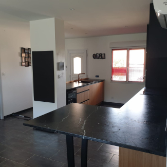 Cuisine noire et bois