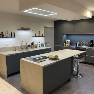 Cuisine grise et marbre