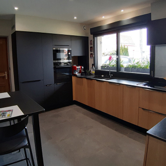 Cuisine noire et bois