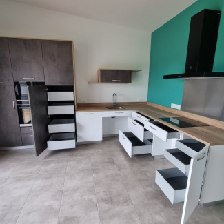 Cuisine blanche et grise