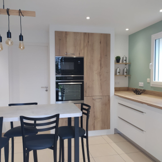 Cuisine blanche et bois