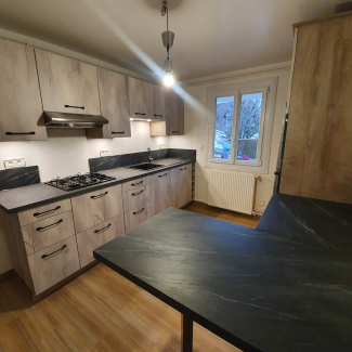 Cuisine en bois linéaire