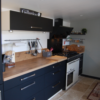 Cuisine noire et bois