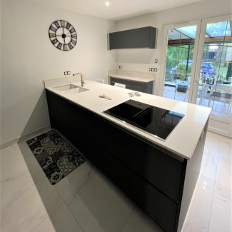 Cuisine noire et blanche