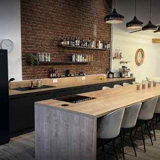 Cuisine noire et bois