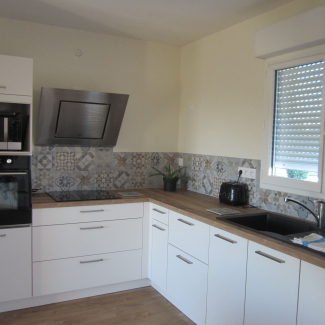 cuisine blanche et bois