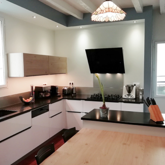 cuisine blanche et bois