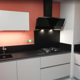 cuisine noire et blanche