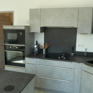 cuisine grise et noire