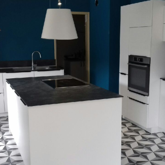 cuisine noire et blanche