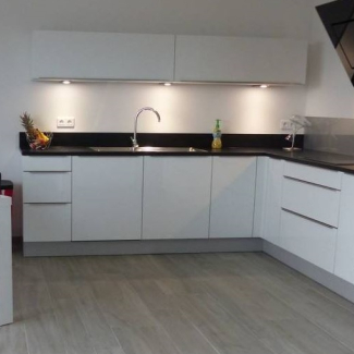 cuisine noire et blanche