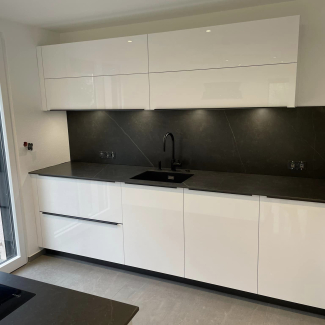 Cuisine noire et blanche